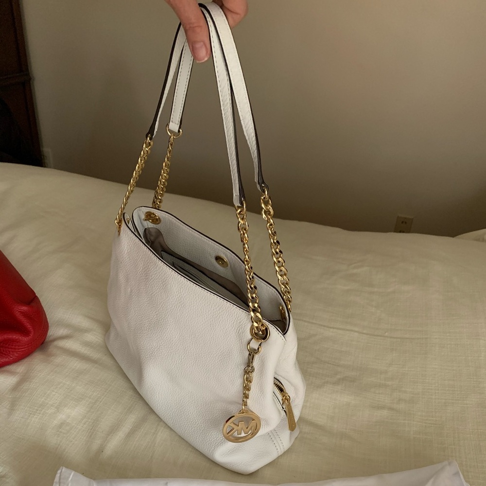 Michael Kors. Large Leather Shoulder Bag. White